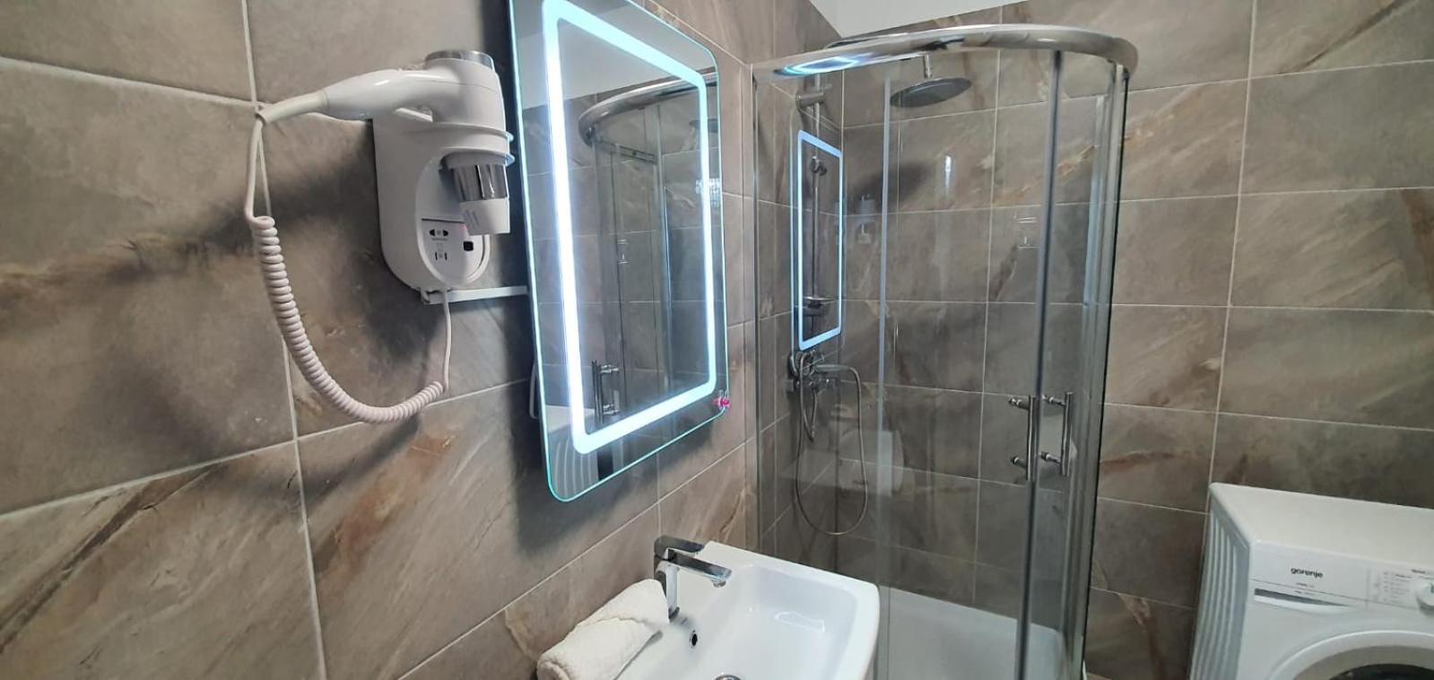 Alezzi Luxury Apartment Spa Resort Piscina Incalzita Sauna Parking Năvodari Eksteriør billede