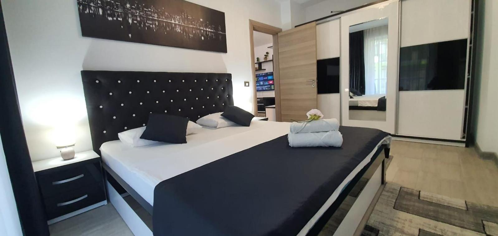 Alezzi Luxury Apartment Spa Resort Piscina Incalzita Sauna Parking Năvodari Eksteriør billede