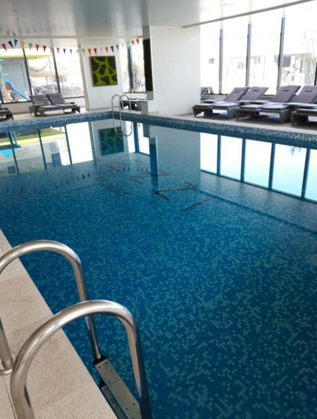 Alezzi Luxury Apartment Spa Resort Piscina Incalzita Sauna Parking Năvodari Eksteriør billede