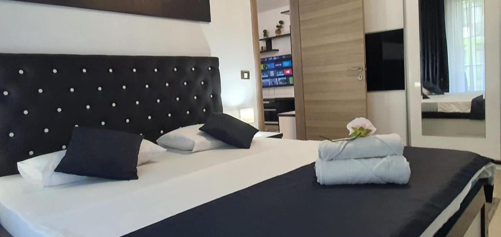 Alezzi Luxury Apartment Spa Resort Piscina Incalzita Sauna Parking Năvodari Eksteriør billede